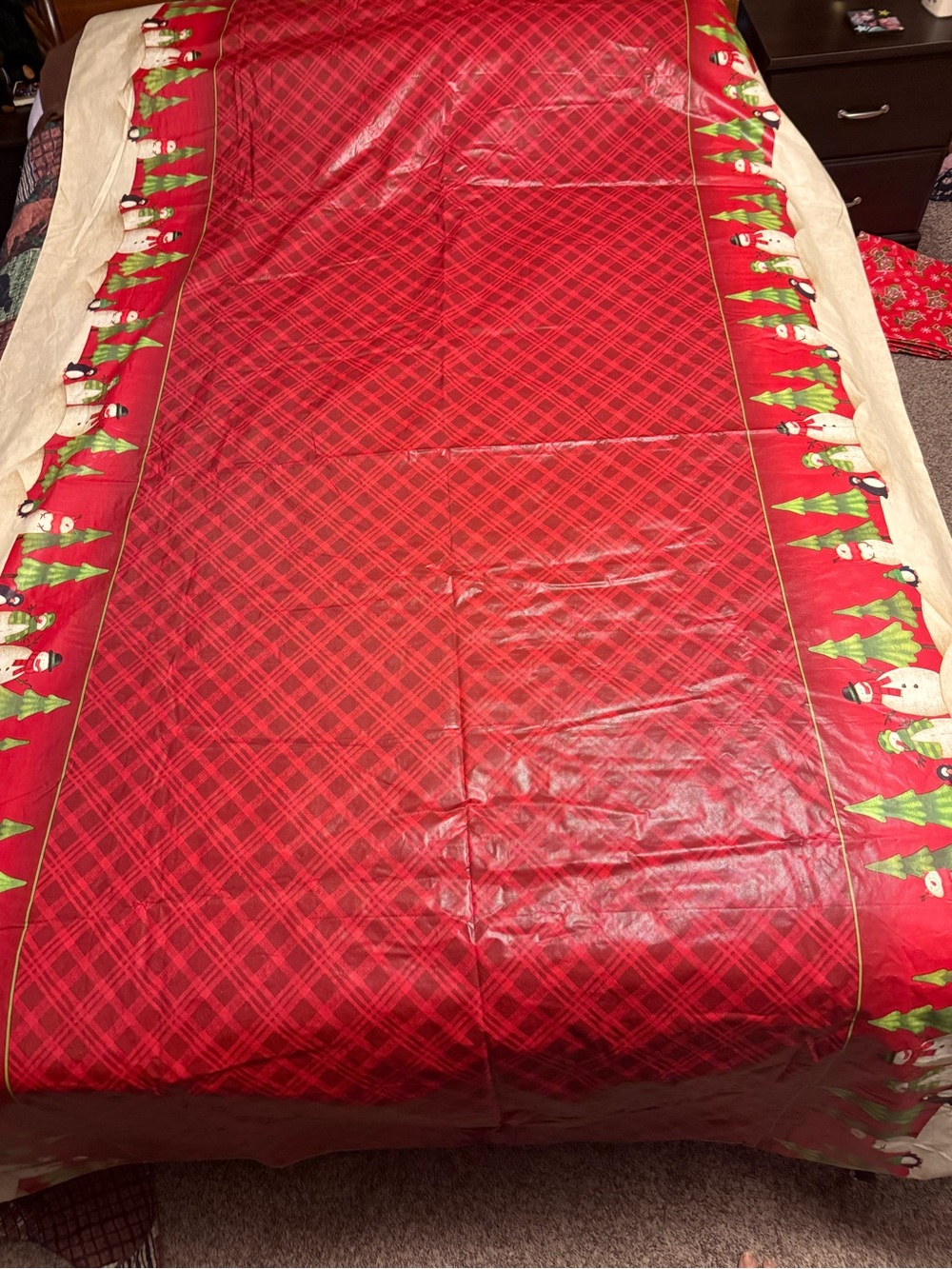 Festive Red Plaid Holiday  Vinyl Tablecloth with Snowman Border